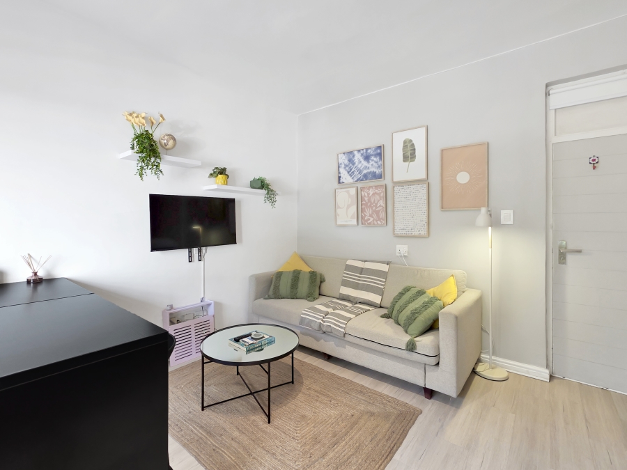 0 Bedroom Property for Sale in Sea Point Western Cape